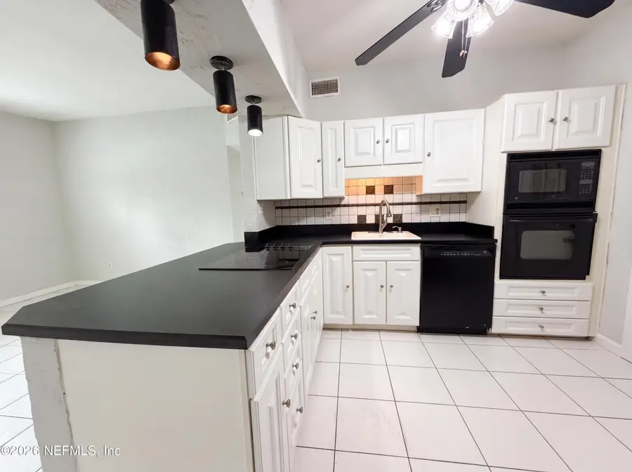 5655 Kimbrell S Drive, Jacksonville, FL 32210 - #2