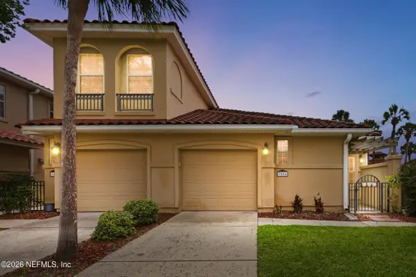 3824 La Vista Circle, Jacksonville, FL 32217