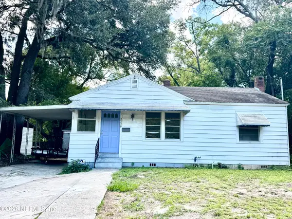 2229 Home Park E Circle, Jacksonville, FL 32207