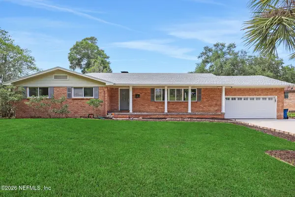 10121 Lakeview W Road, Jacksonville, FL 32225