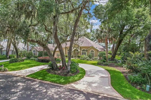 953 Shipwatch E Drive, Jacksonville, FL 32225