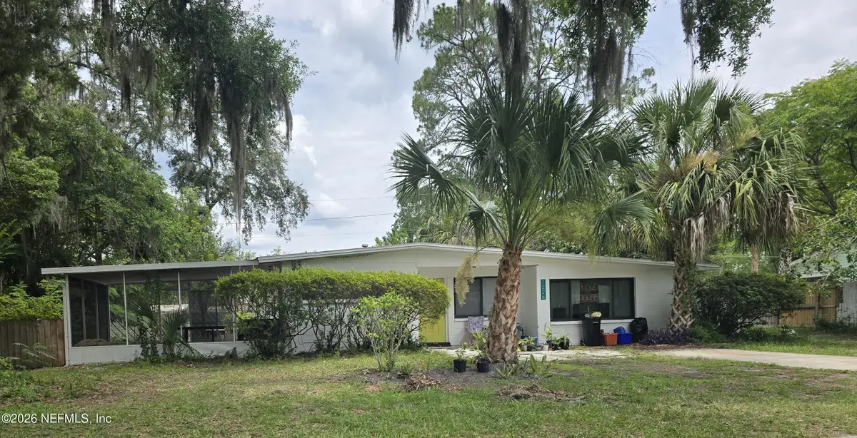 1226 NE 17th Avenue, Gainesville, FL 32609 - #1