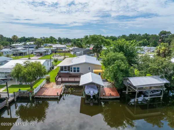 41 Scott Street, Welaka, FL 32193