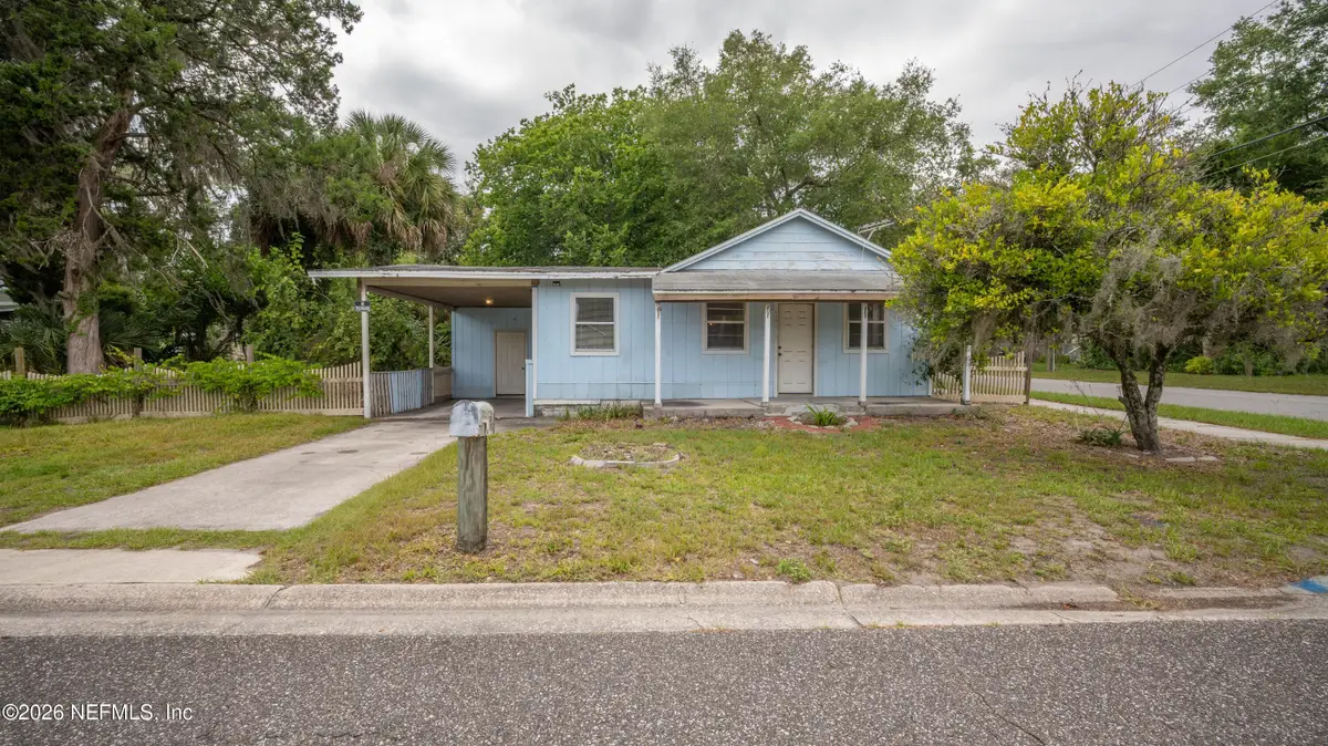 165 N Cypress Avenue, Green Cove Springs, FL 32043 - #1