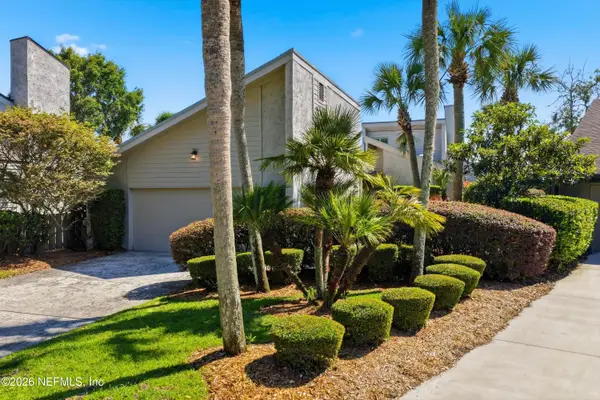 128 Lake Julia N Drive, Ponte Vedra Beach, FL 32082