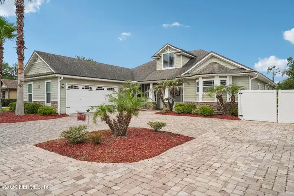 1968 Lakeshore N Drive, Fleming Island, FL 32003