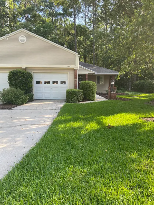 4545 Middleton Park E Circle, Jacksonville, FL 32224