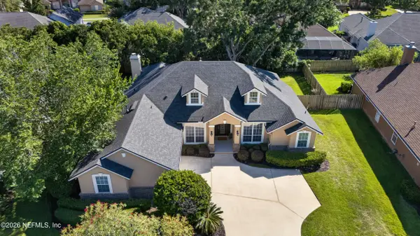 1819 Sentry Oak Court, Fleming Island, FL 32003