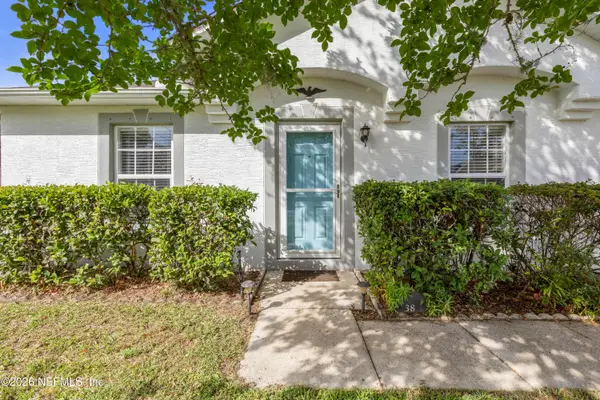 38 Lloyd Trail, Palm Coast, FL 32164