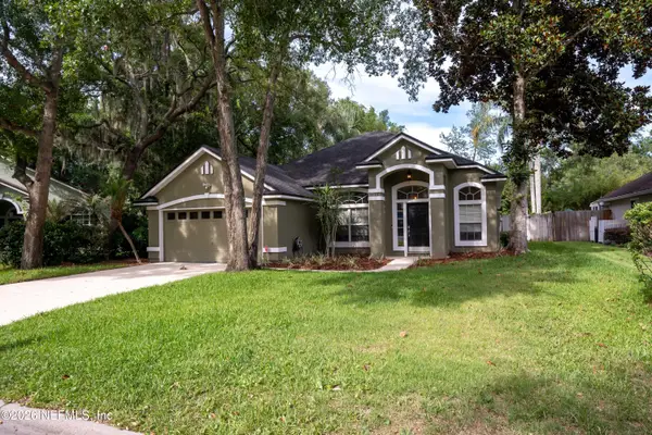 1673 Tall Tree E Drive, Jacksonville, FL 32246