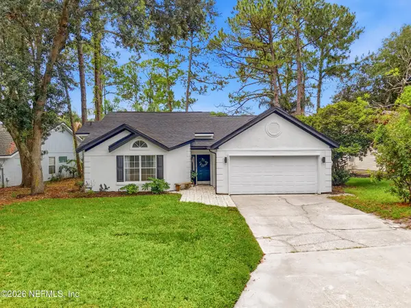 2004 St Martins E Drive, Jacksonville, FL 32246