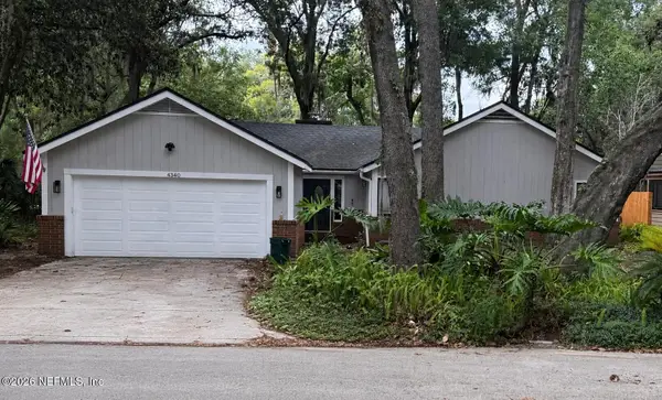4340 Springmoor W Drive, Jacksonville, FL 32225
