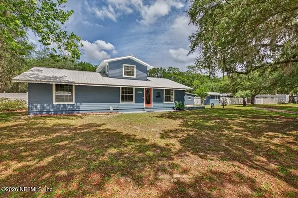 121 Daren Drive, Palatka, FL 32177