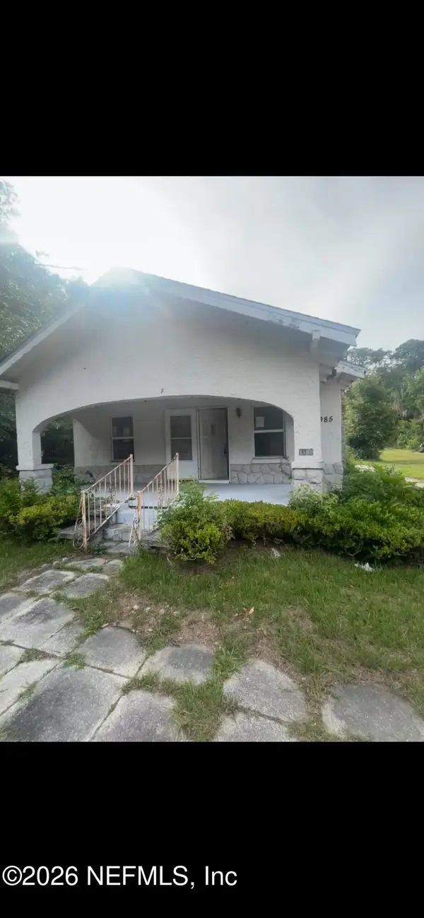 1985 Rowe Avenue, Jacksonville, FL 32208