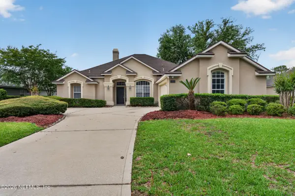 587 Oakmont Drive, Orange Park, FL 32073