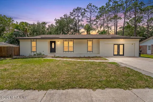962 Grove Park E Drive, Orange Park, FL 32073