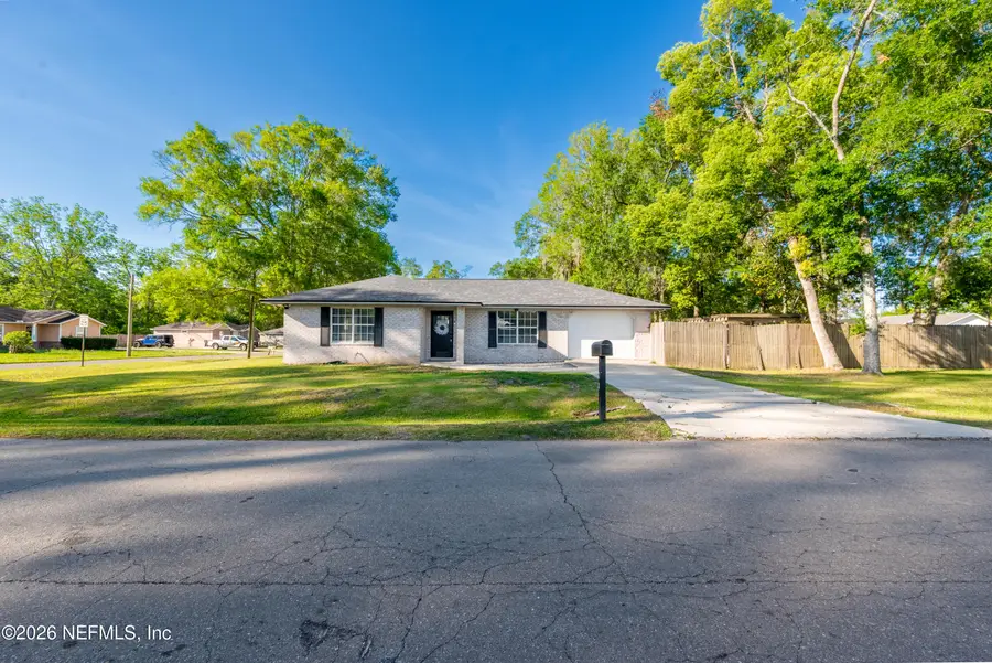 124 E Andrews Street, Starke, FL 32091 - #2