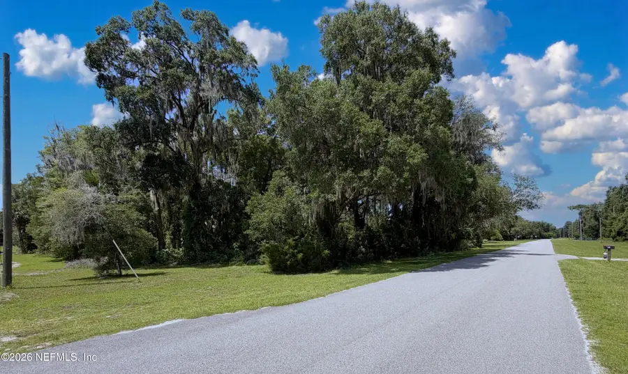 112 St Johns Avenue, Satsuma, FL 32189 - #3