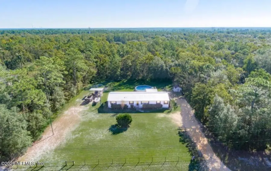 116 Earl Avenue, Palatka, FL 32177 - #3