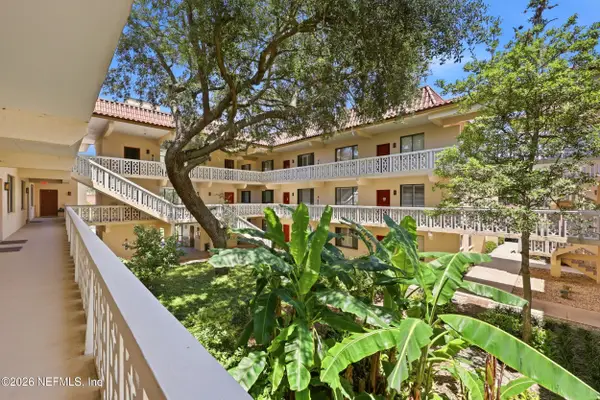 1830 Sevilla Boulevard #204, Atlantic Beach, FL 32233