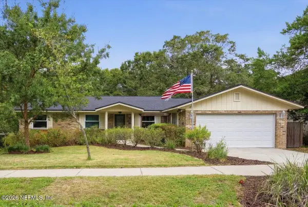 1564 Oak Ridge W Drive, Jacksonville, FL 32225