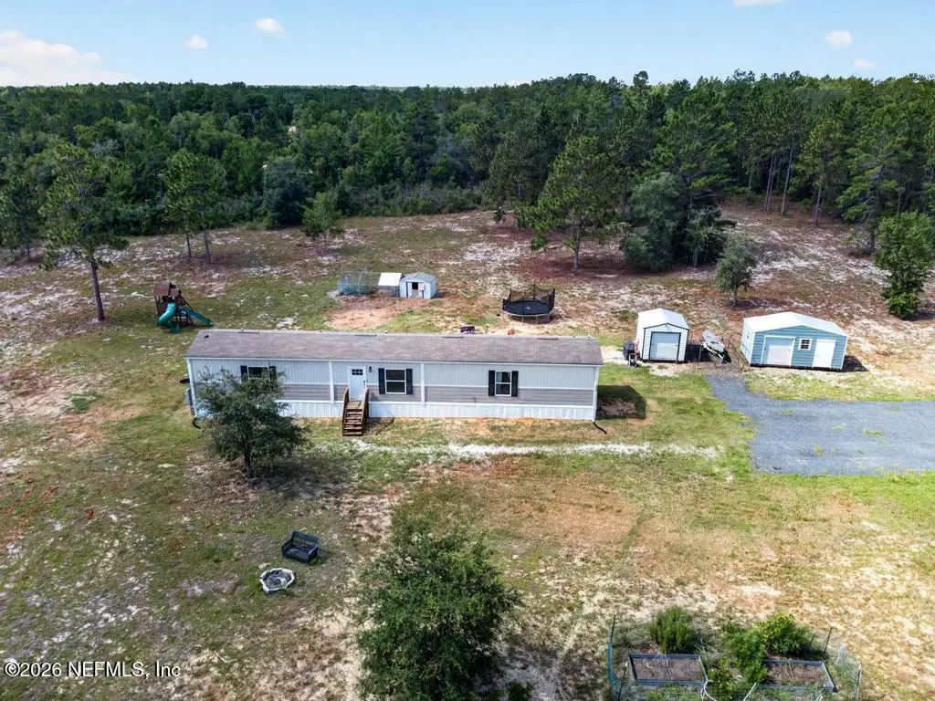 323 Lily Trail, Interlachen, FL 32148 - #1