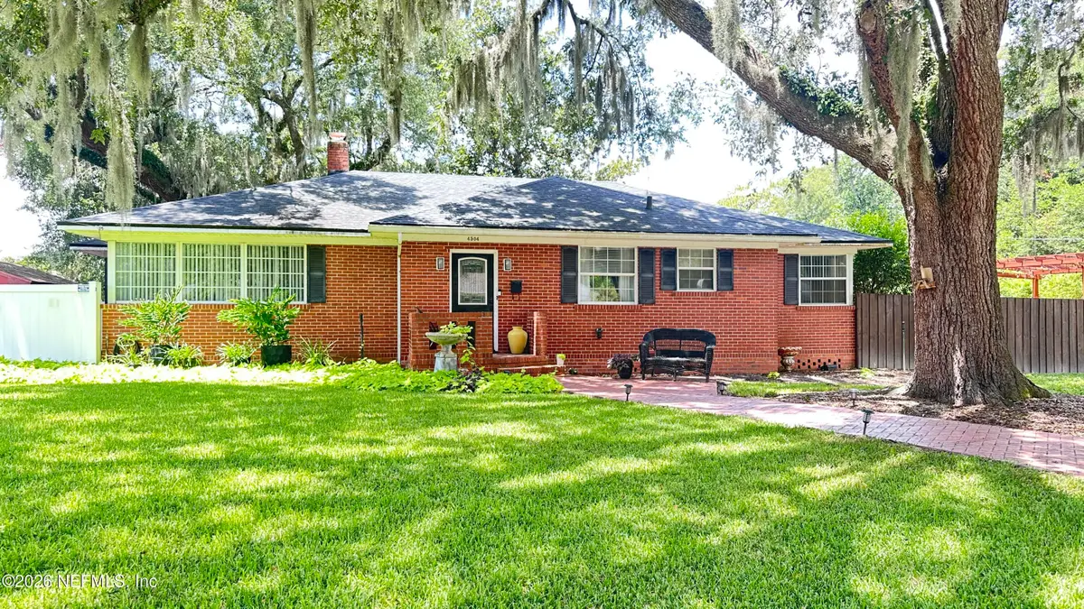 4504 Peachtree E Circle, Jacksonville, FL 32207 - #1