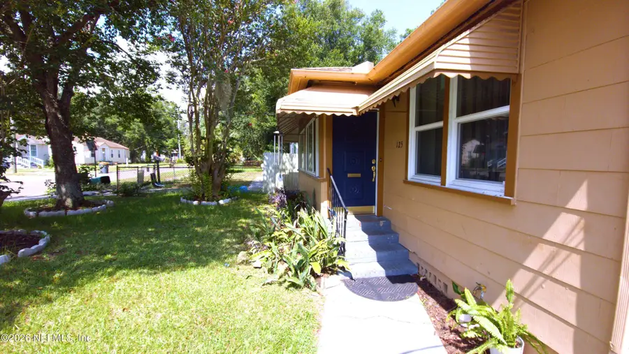 125 E 45th Street, Jacksonville, FL 32208 - #3