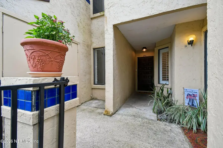 3809 Lavista Circle #210, Jacksonville, FL 32217 - #2