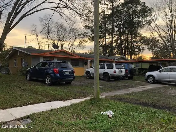 5612 Sabena Road, Jacksonville, FL 32207