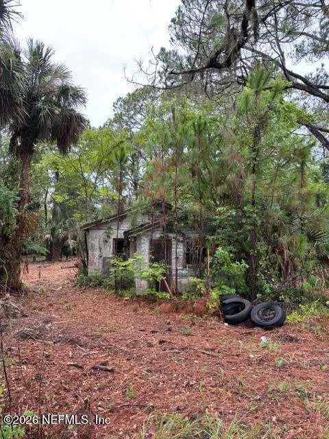 114 E River Road, East Palatka, FL 32131 - #3