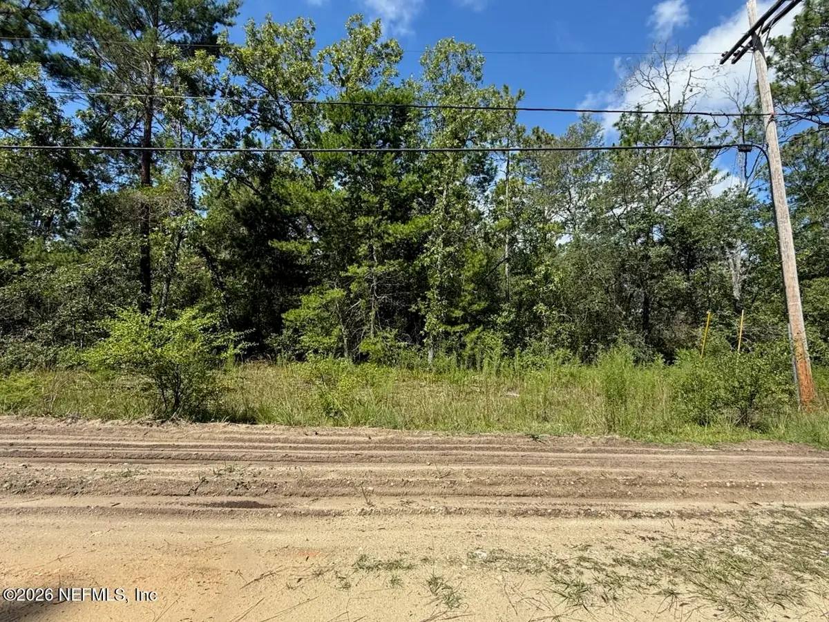 5775 Overlook W Drive, Keystone Heights, FL 32656 - #1