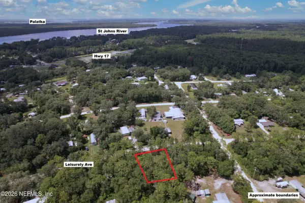 115 Leisurely Avenue, Satsuma, FL 32189