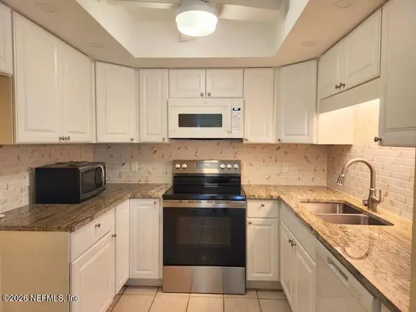 1004 Defender W Court #1004, Jacksonville, FL 32233