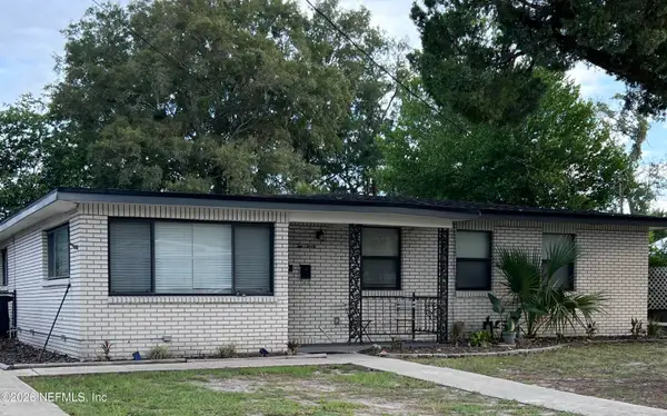 240 Woodside Drive, Orange Park, FL 32073