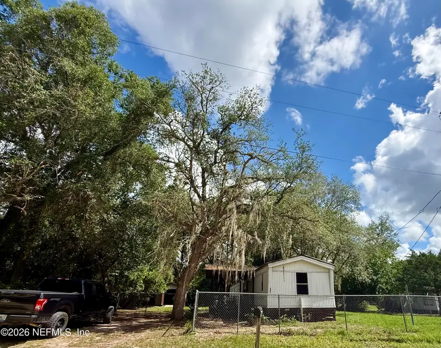 222 Pine Street, Hawthorne, FL 32640 - #2