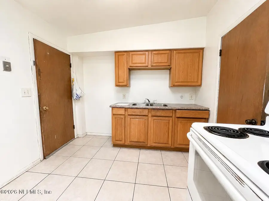 1630 W 28th W Street, Jacksonville, FL 32209 - #2