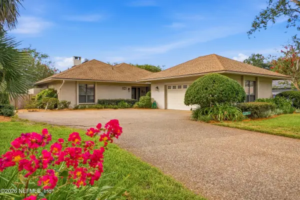 8237 Shade Tree Court, Jacksonville, FL 32256
