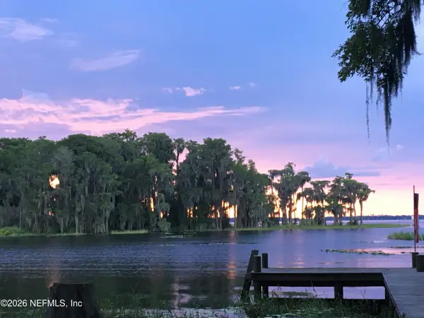 6328 Dogwood Lane, Melrose, FL 32666