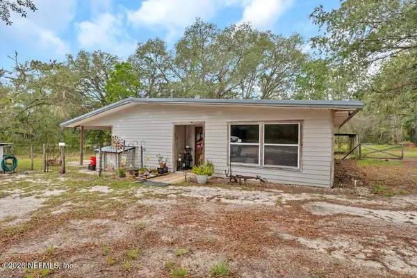 8237 Forest Hills Road, Melrose, FL 32666
