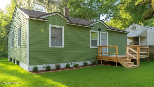 1008 Westbrook W Circle, Jacksonville, FL 32209