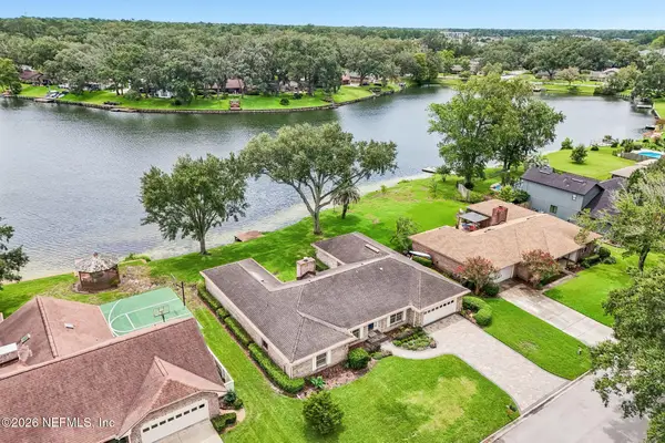 3331 Hidden Lake W Drive, Jacksonville, FL 32216