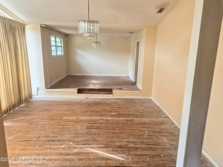 6046 Kinnon Drive, Jacksonville, FL 32209 - #3