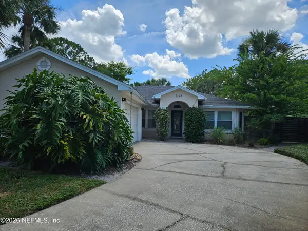 1124 Linkside W Court, Atlantic Beach, FL 32233