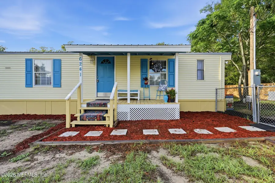 6241 Dennison Avenue, Keystone Heights, FL 32656 - #2