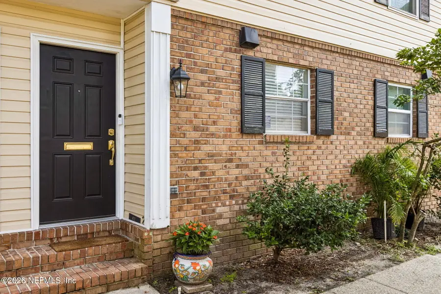 4519 Columbus Circle #1B, Jacksonville, FL 32210 - #2