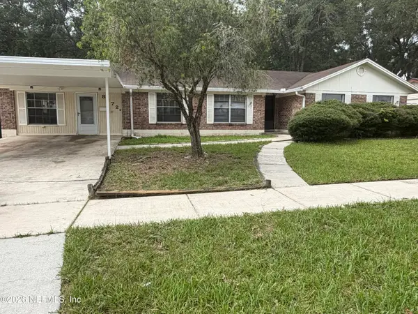 8672 Hammondwood S Road, Jacksonville, FL 32221