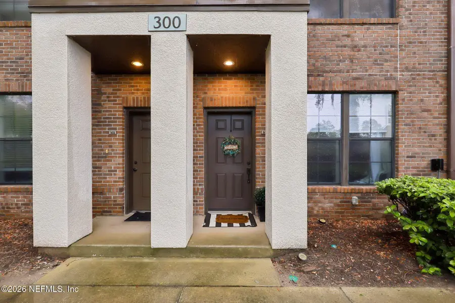 9823 Tapestry Park Circle #303, Jacksonville, FL 32246 - #2