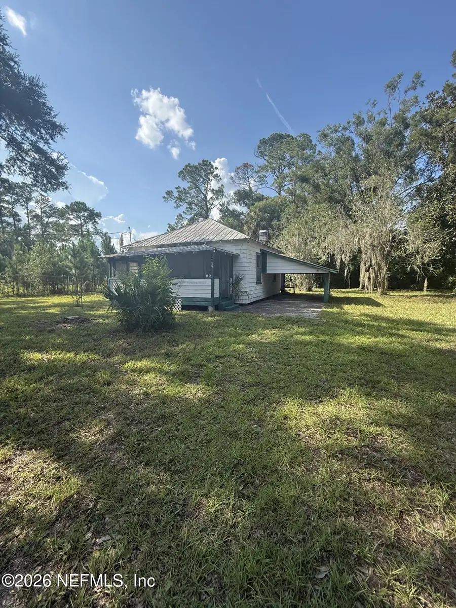 114 E Hicks Street, Palatka, FL 32177 - #2