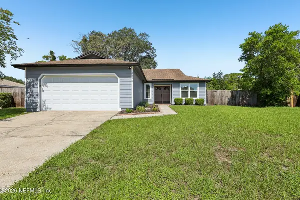 8446 Sand Point W Drive, Jacksonville, FL 32244